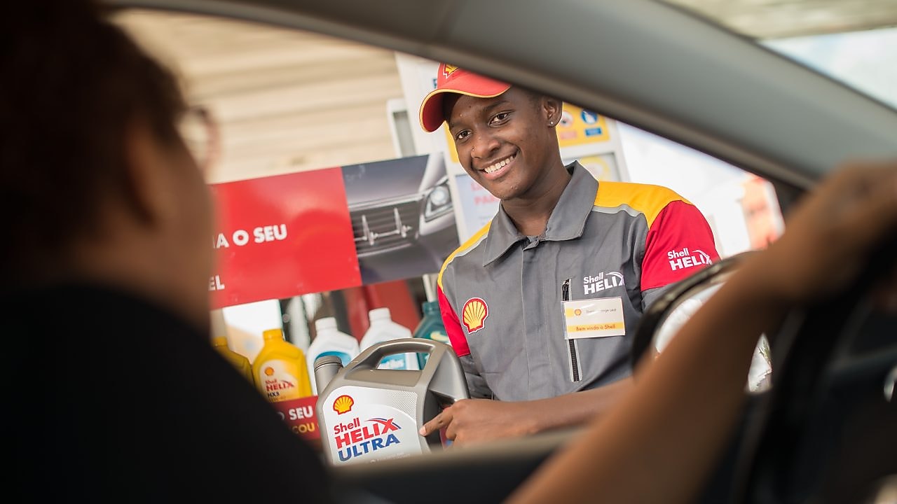 Shell assistant opening bonet