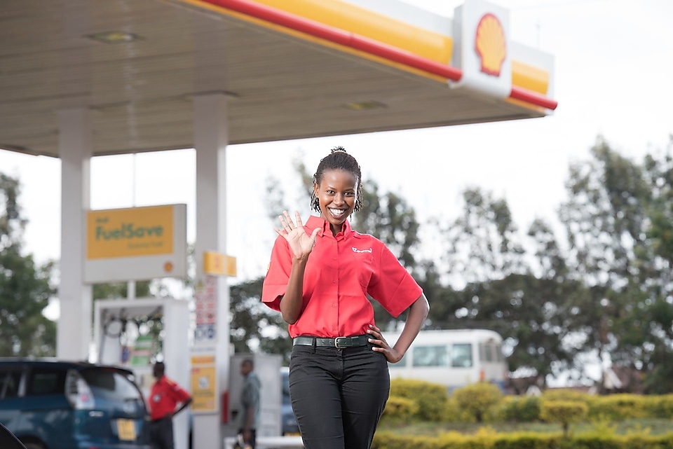 Shell assistant on the forecourt