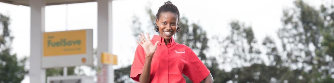 Shell assistant on the forecourt
