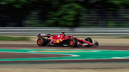 Ferrari F1 2024 em pista 