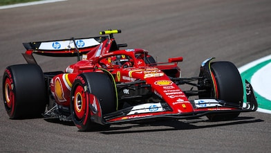 Ferrari F1 2024 em pista 